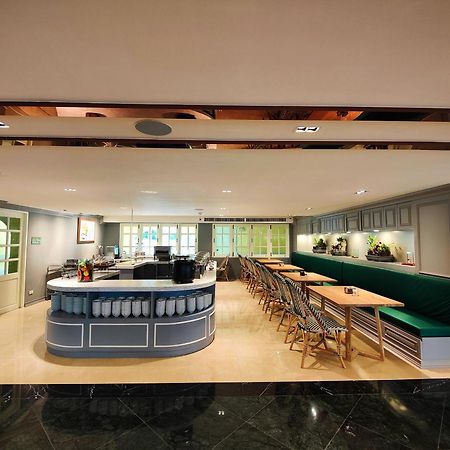 Siri Grand Bangkok Hotel Ngoại thất bức ảnh