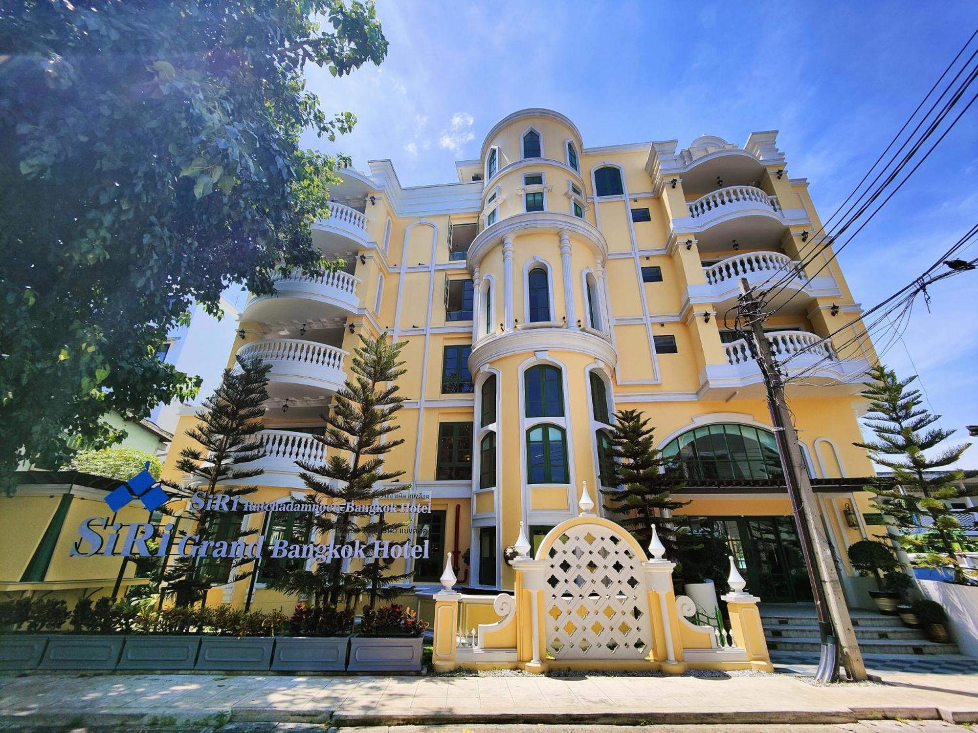 Siri Grand Bangkok Hotel Ngoại thất bức ảnh