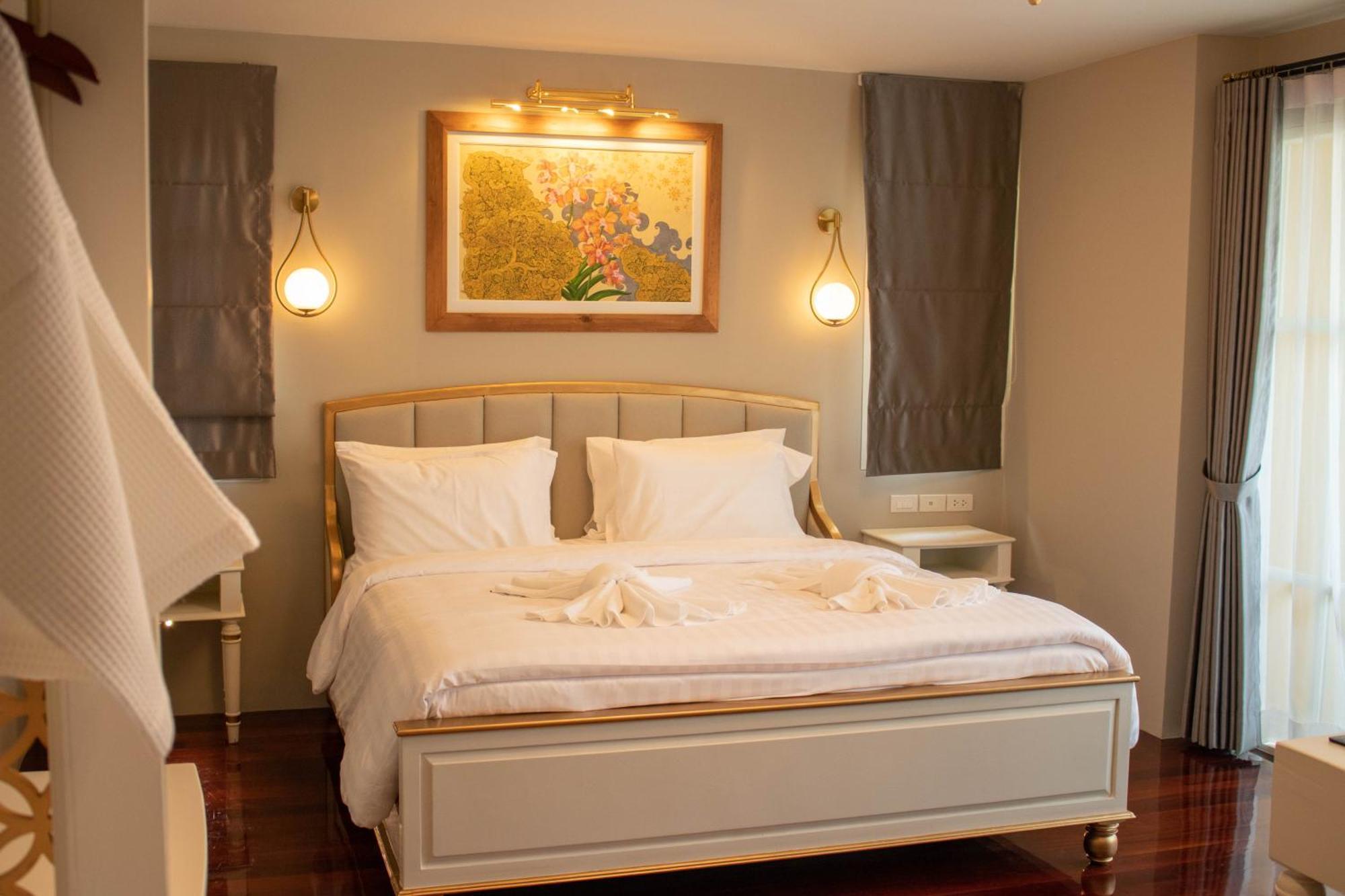 Siri Grand Bangkok Hotel Ngoại thất bức ảnh